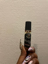 Load image into Gallery viewer, Glamour Oil