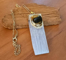 Load image into Gallery viewer, Selenite Gemstone Pendants
