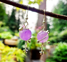 Load image into Gallery viewer, Lilac Amethyst Saturn Earrings
