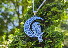 Load image into Gallery viewer, Celtic Raven Pendant
